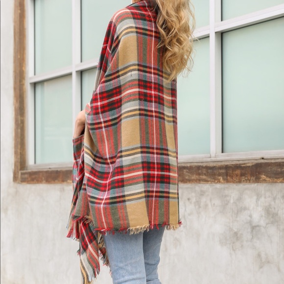 Blanket Scarf Kimono - Picture 2 of 2